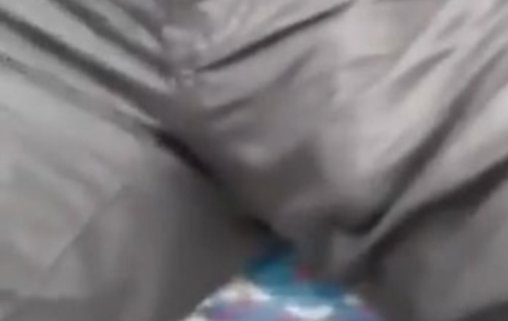 (VIDEO) Podebljao opremu u gaćama pa snimao reakcije žena!