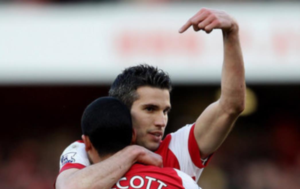 Čudesni Van Persie još jednom spasio Arsenal