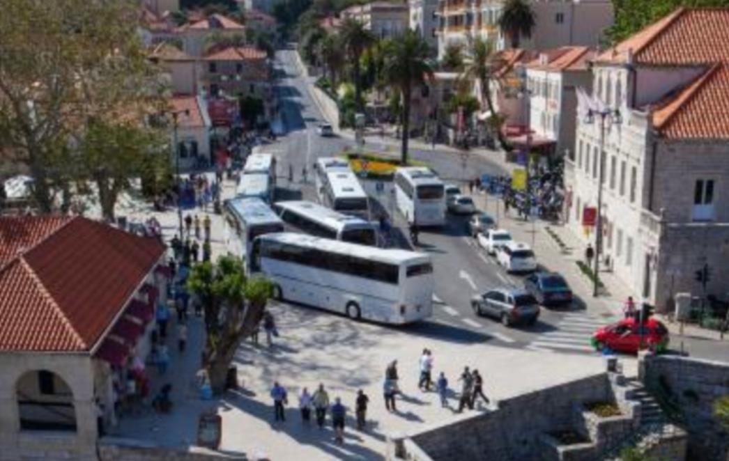 TUČNJAVA NA PILAMA: Privedena dva mladića, jedan teško ozljeđen!