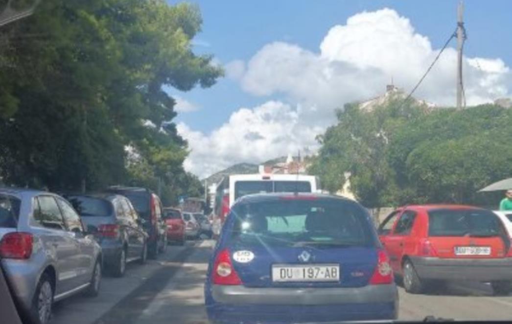 JEDNA OSOBA OZLIJEĐENA Prometna na Kantafigu