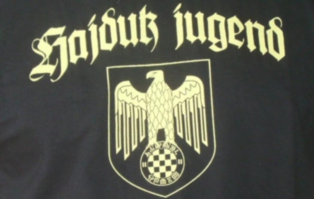 Hajduk Jugend sprema molotovljeve koktele za paradu
