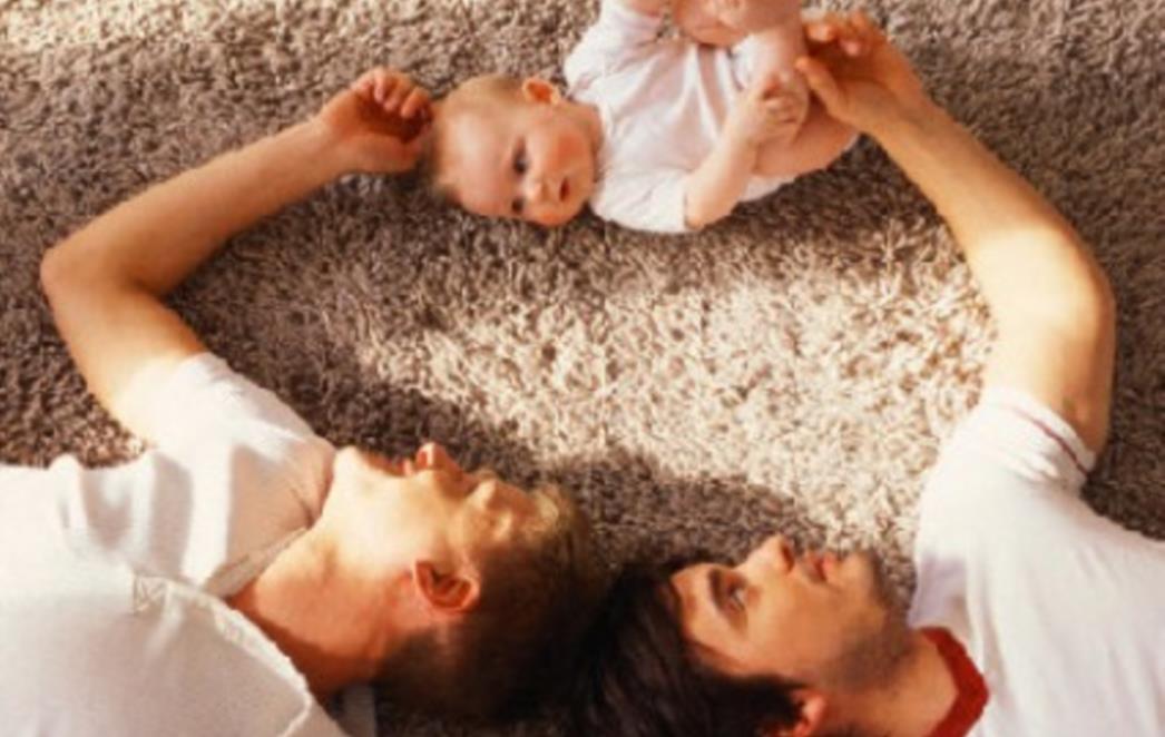 GAY PAROVI U HRVATSKOJ MOĆI ĆE BITI RODITELJI: Istraživanja pokazuju da su takva djeca depresivnija i promiskuitetnija!