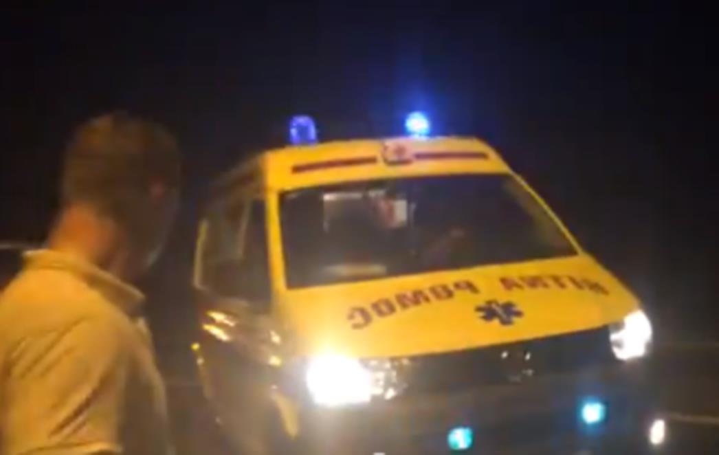 PROMETNA NESREĆA U DUBROVNIKU: Ozlijeđene dvije osobe, prebačene u dubrovačku bolnicu!