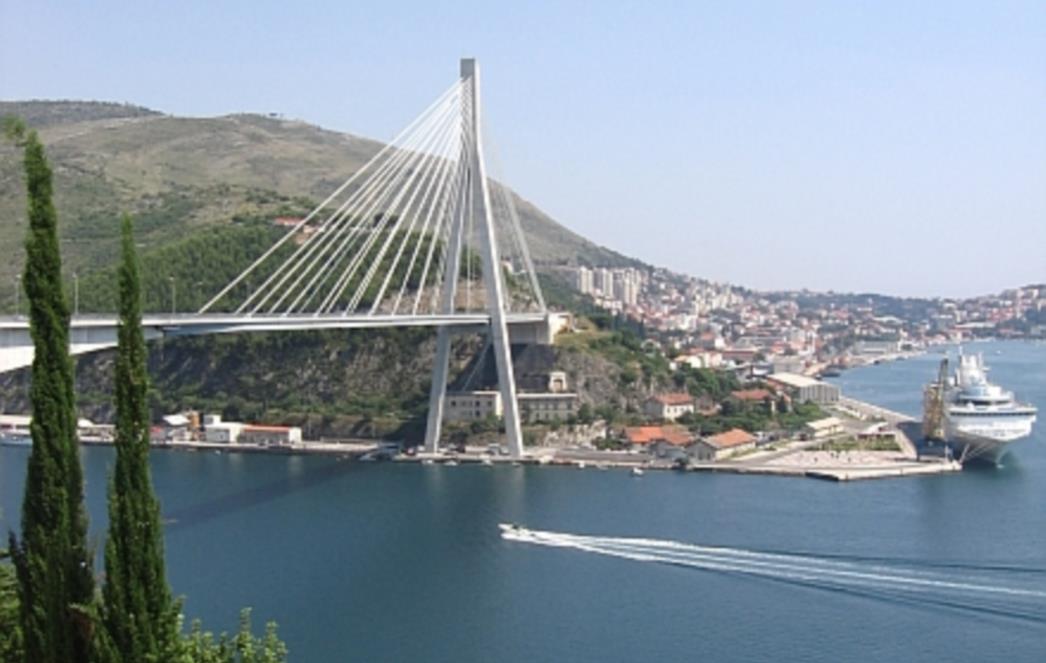U Dubrovniku poginuo mađarski motociklist