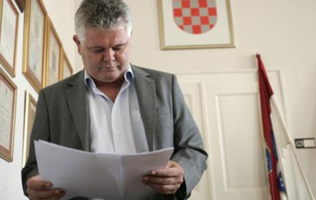 SUGRAĐANIN: Gradonačelniče, ima li još ovakvih slučajeva u vašoj administraciji?