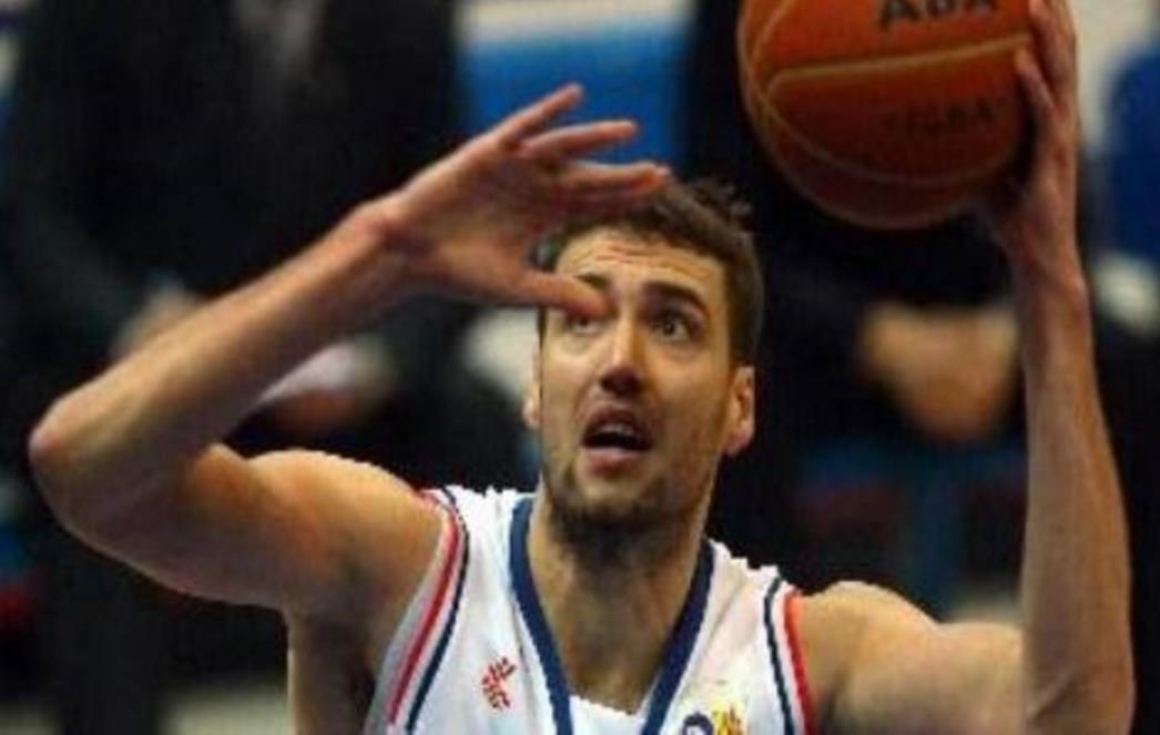 Dubrovački košarkaš i hrvatski reprezentativac Lukša Andrić još dvije godine u Galatasarayu