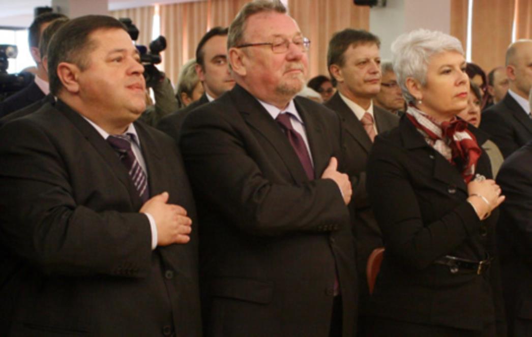 Vlast uživa danas, a narod će sutra
