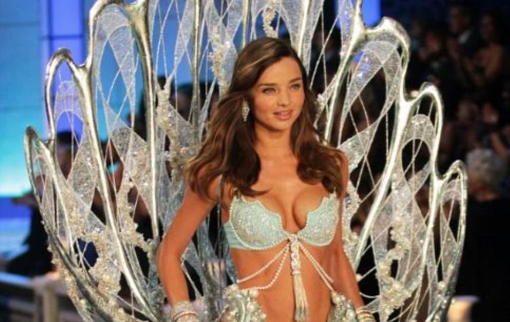 Viktorijine anđelice okitile seksi tijela zapanjujućim krilima (FOTO)