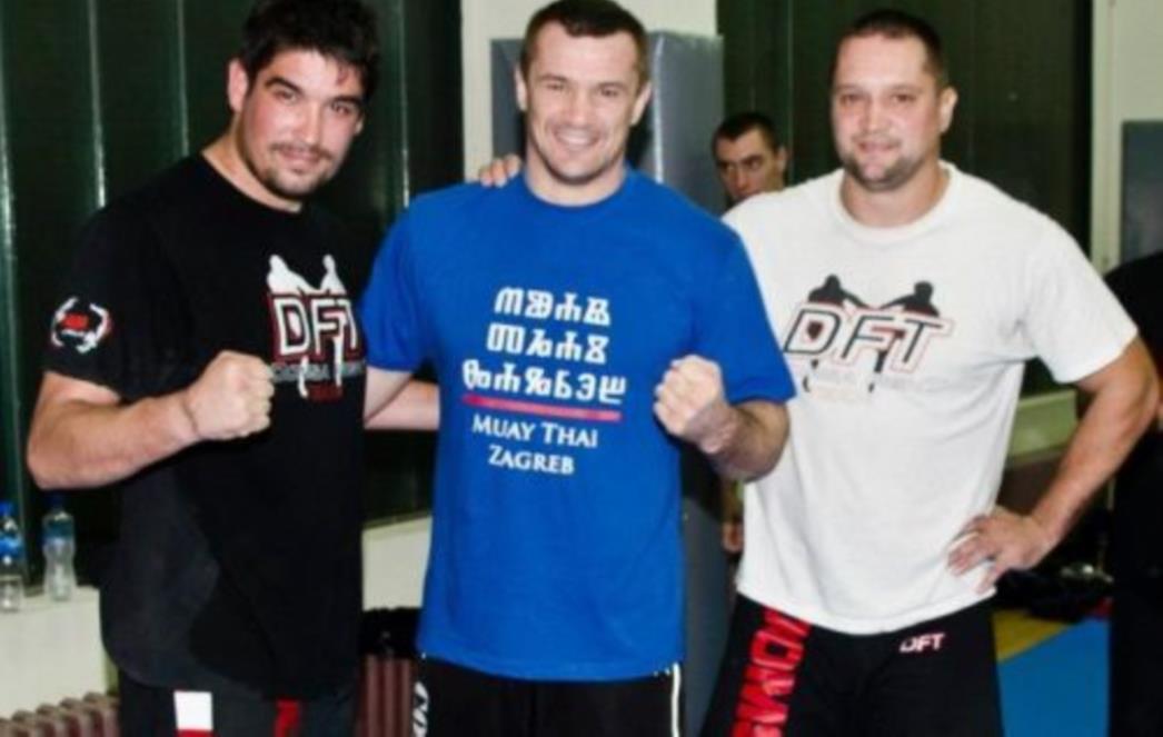 Dosad neviđena snimka: Cro Cop u amaterskom boksačkom meču
