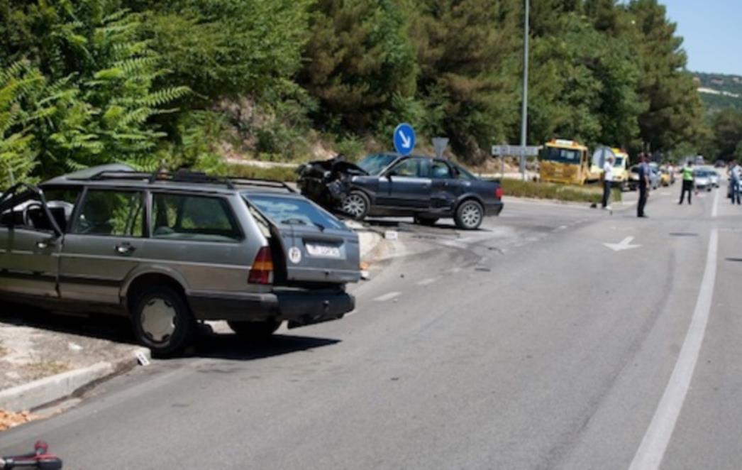 U prometnoj kod Imotskog ozlijeđeno više osoba
