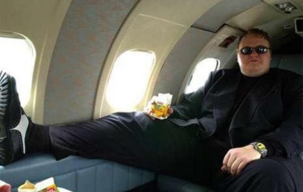 Kim Dotcom pušten iz zatvora u kućni pritvor 