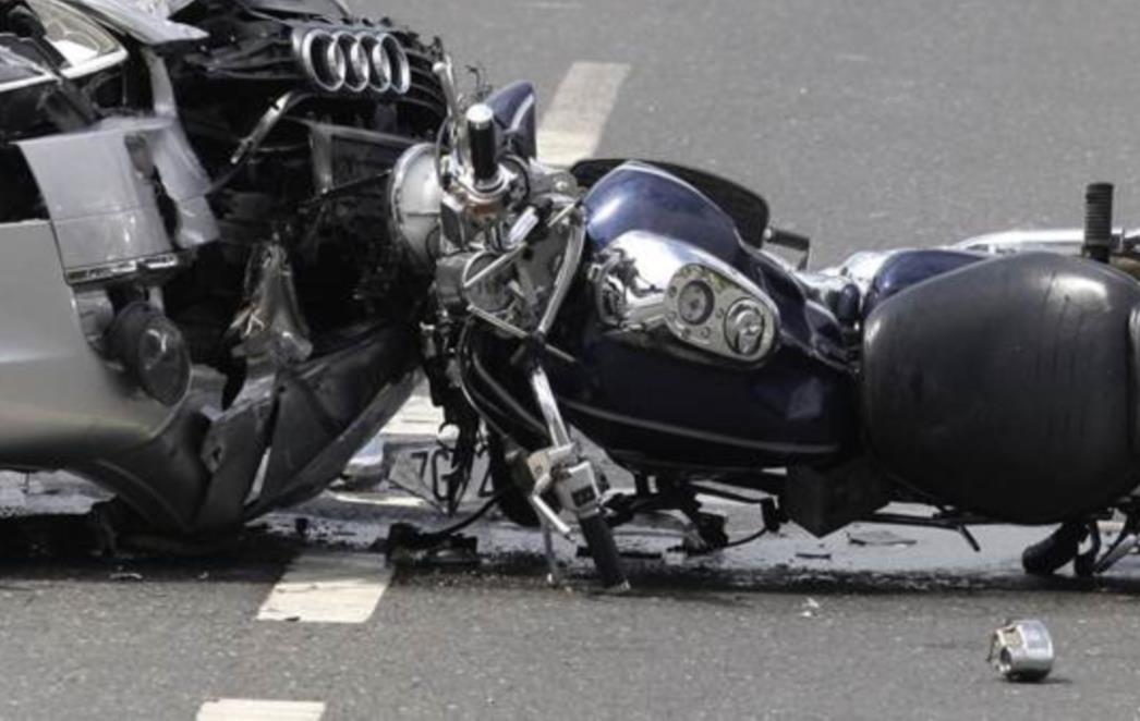U prometnoj nesreći u Župi dubrovačkoj ozlijeđen motociklist