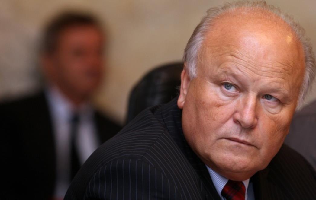 KAD LJEVICA PLJAČKA: Kronologija pljačke za koju su "sabrana djela" Iva Sanadera najobičnija kamilica