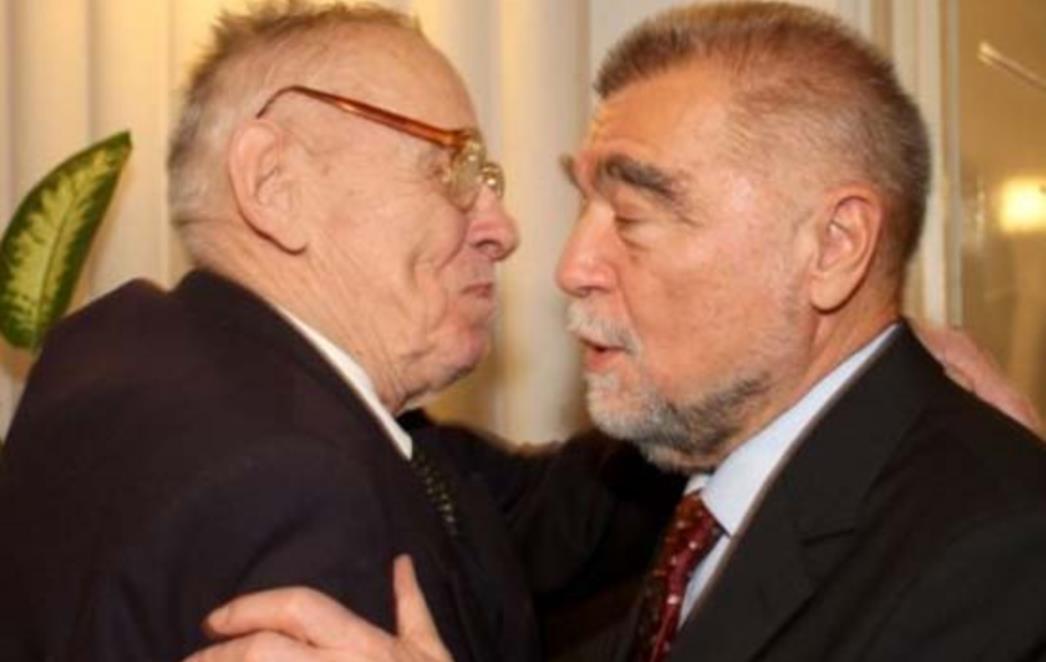 Mesić osuđen u Sloveniji zbog nazivanja Joška Jorasa 'redikulom'
