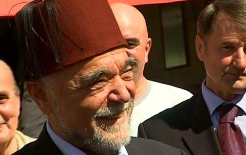 DOK NAROD GLADUJE: Mesić na telefoniranje troši 70 tisuća kuna, Vrdoljak na pekarnu 2 milijuna kuna, a Ostojić na sladoled 240 tisuća kuna 