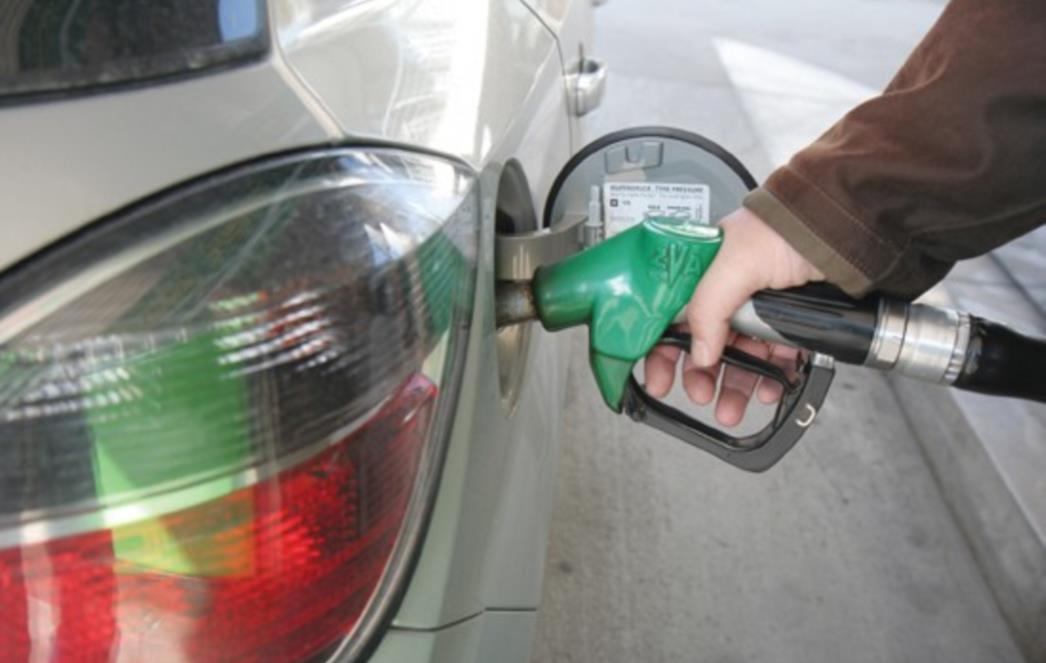 Od utorka eurosuper 95 jeftiniji za 30 lipa, dizel za samo devet lipa