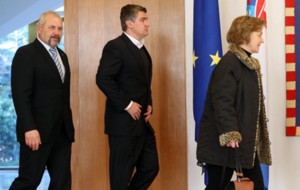 DO POSLJEDNJEG DAHA Hoće li im uspjeti? Hrvatska  raste kreće u rušenje parlamentarne većine