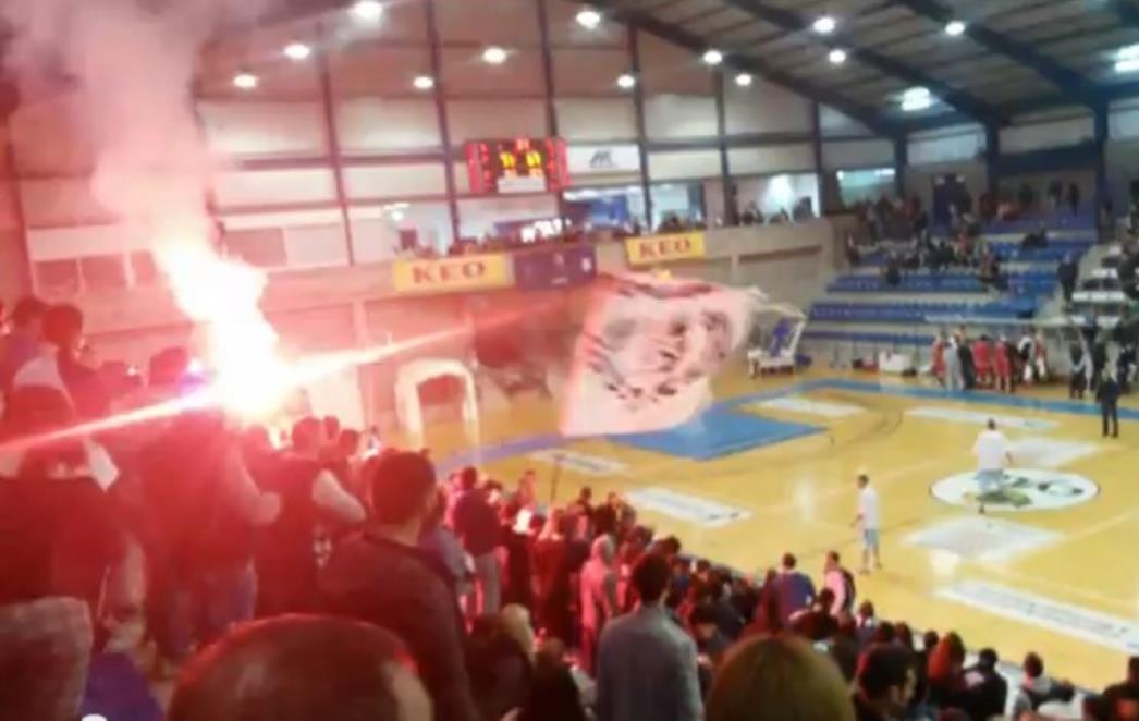 KRVAVA UTAKMICA NA CIPRU: Navijači uletili na teren, napadnut dubrovački košarkaš Marijo Hajdić! (VIDEO)