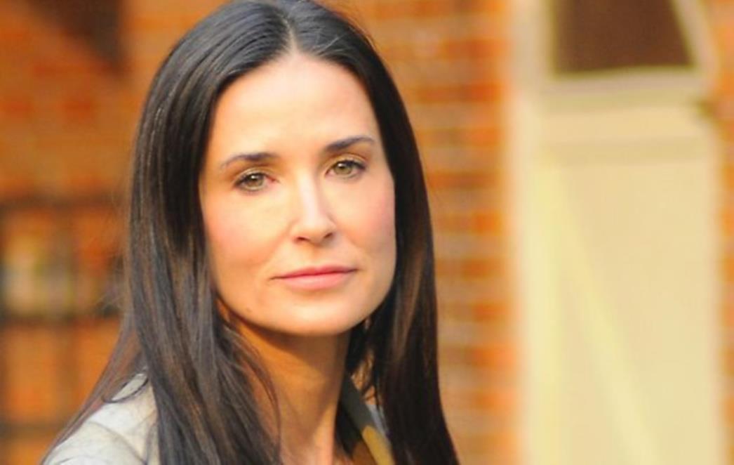 Demi Moore izgubila kompas: Ni kćeri više s njom ne razgovaraju