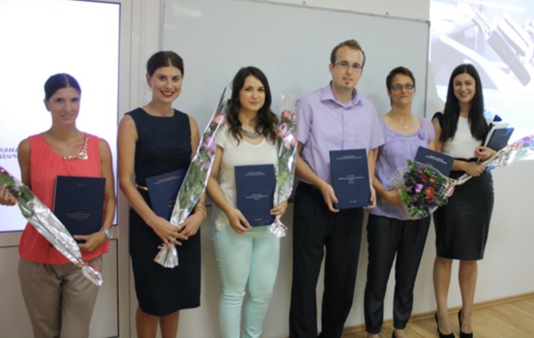 SVEČANO U PLOČAMA: Ovo su prvi stručni prvostupnici ekonomije /FOTO/