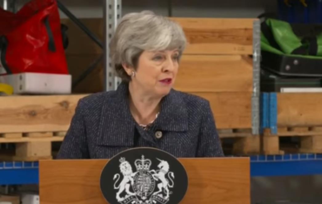 Theresa May: Nitko ne zna što će se dogoditi, možda nikada nećemo napustiti EU