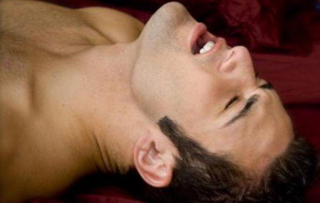 Oralno zadovoljavanje muškarca trebalo bi trajati najviše 7 minuta