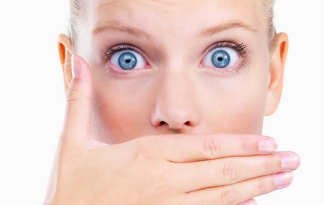 Pet vrsta neugodnog zadaha koji otkrivaju ozbiljne zdravstvene tegobe