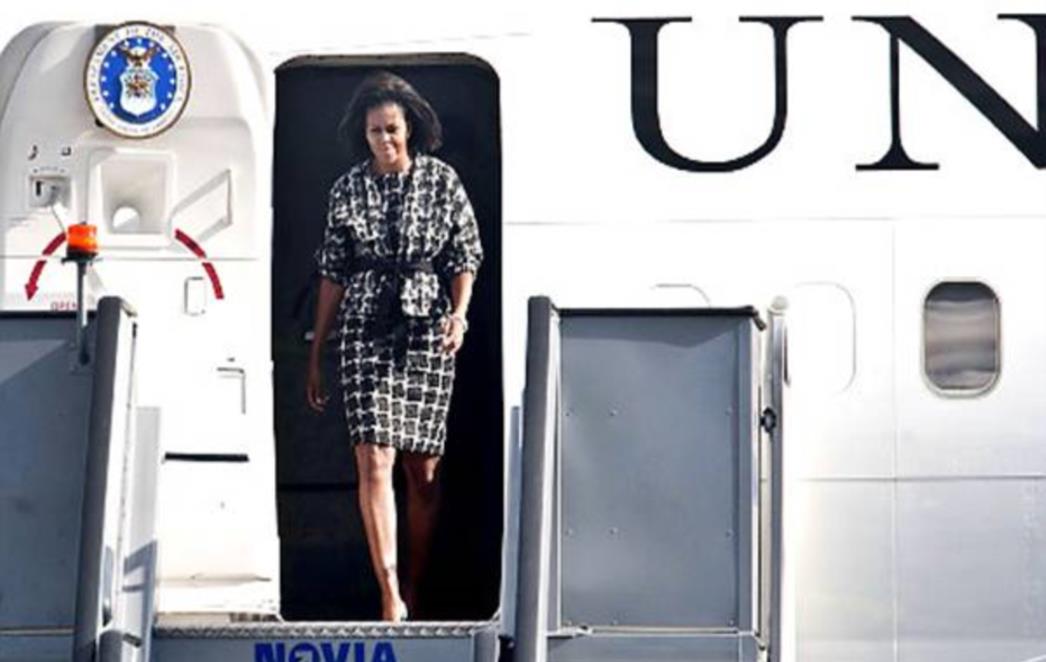 Kontrolor doveo u opasnost avion u kojem je bila Michelle Obama