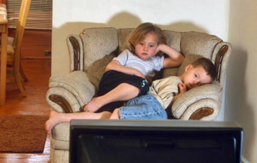 Previše televizije u dječjoj dobi izaziva srčane probleme 
