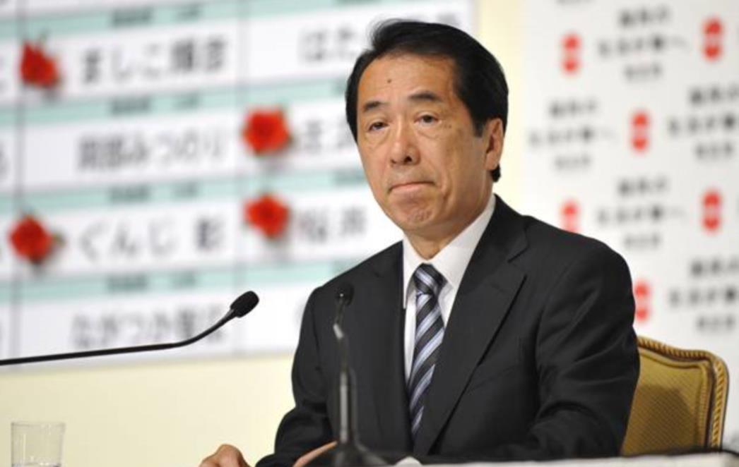 Japanski premijer ponudio ostavku - i ostao na vlasti