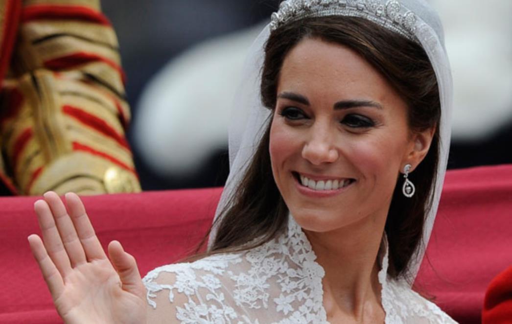 Vjenčanica Kate Middleton izložena u Buchingamskoj palači
