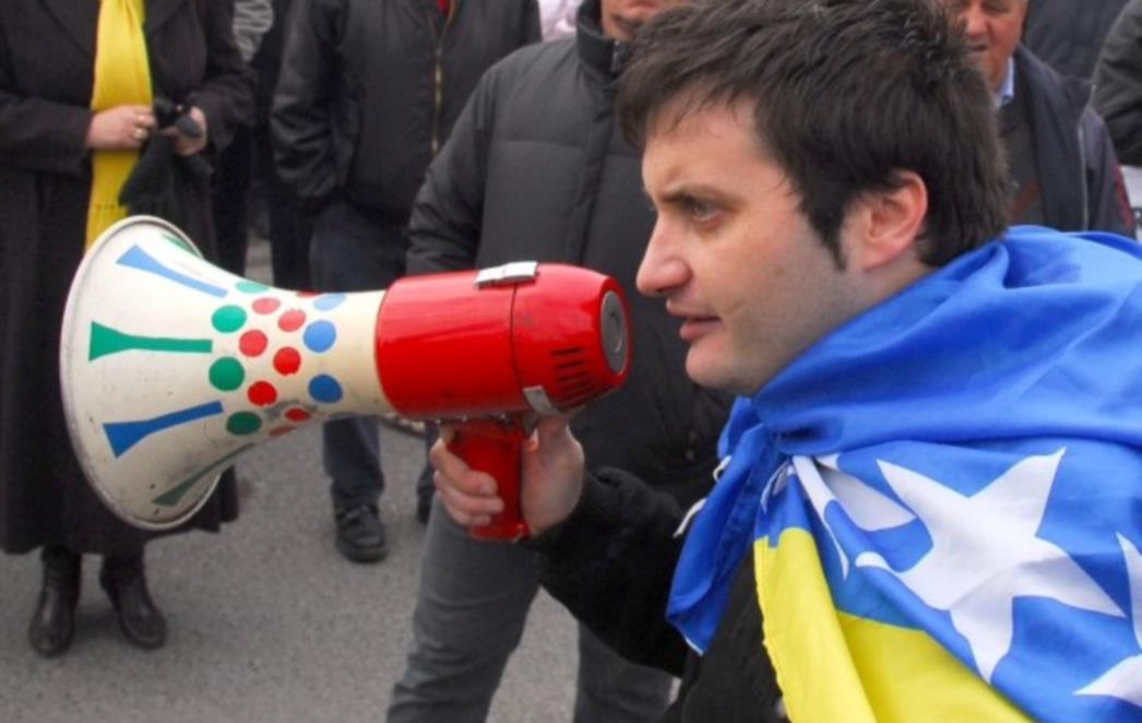 Neš' ti vođe narodne revolucije: Aldin Širanović postao sam sebi sprdnja