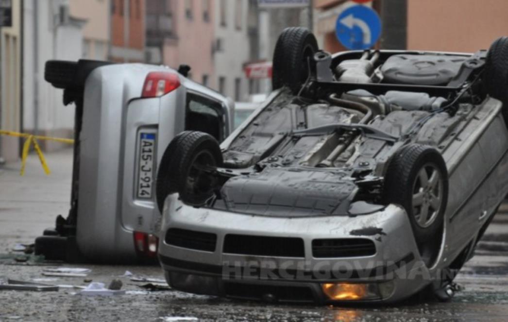 MOSTARSKA APOKALIPSA: Evo kako je grad na Neretvi izgledao jutros nakon nereda (FOTO)