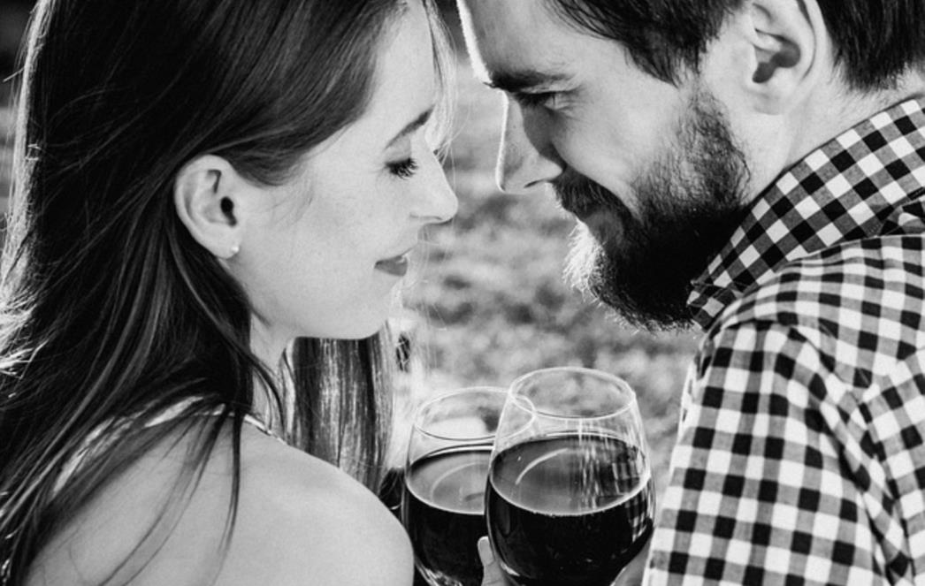 CRNO VINO JE ZDRAVO! Pet razloga za uživanje u omiljenom piću
