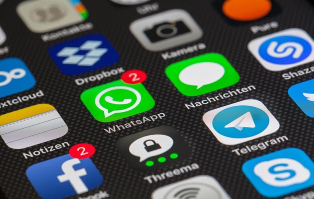 DRAMATIČAN PORAST Ovo su ozljede kod mladih zbog korištenja mobitela