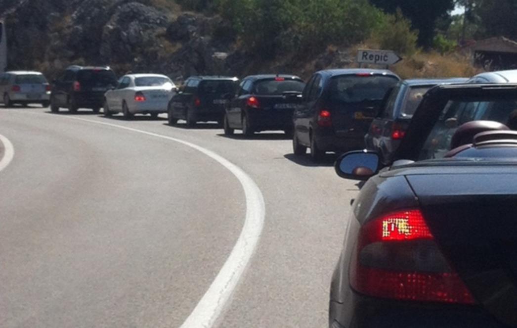 ZAČEPILO NA BISTRINI: Na ulazu za Dubrovnik kolona do Kleka