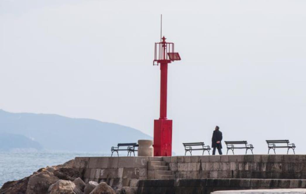 ŠTO SE OVO DOGAĐA? U planinama iznad 1500 metara +10°C, na otocima mraz
