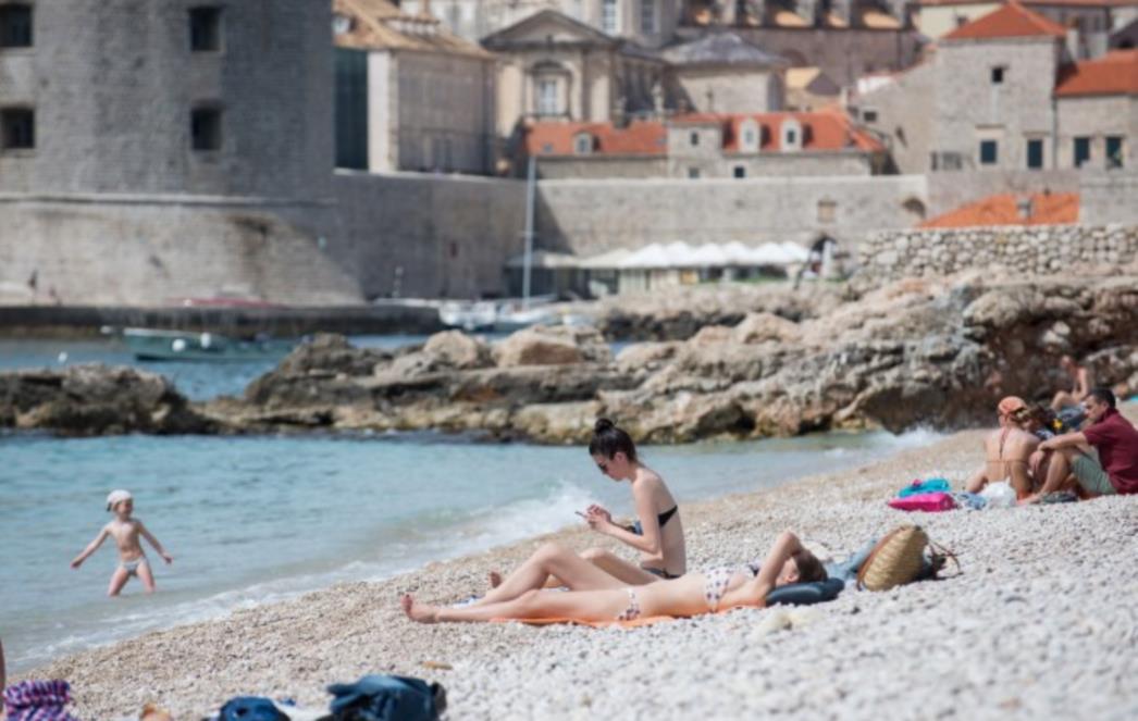 Krajem tjedna pravo ljeto: Temperature u Dalmaciji rastu do vrućih 33°C!