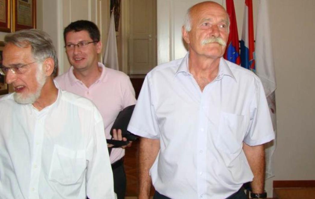 SLUČAJ ILIJINA GLAVICA I GARAŽA U GRUŽU: Inspektori pretresli ured Dinka Mirića?