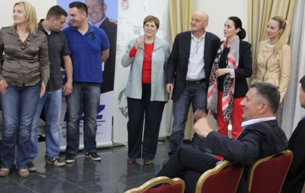Koalicija HDZ, HSP AS i HSLS predstavila listu u Gružu: Vrijeme je za promjene!