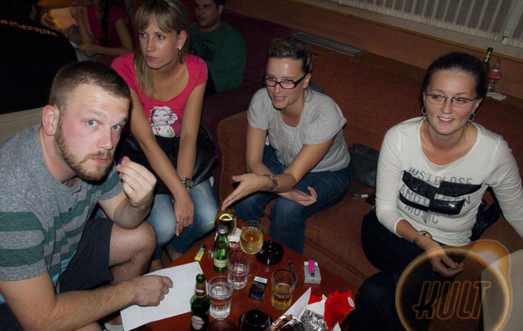 Kviz znanja @ Living Room: Pogledajte tko se sve natjecao (FOTOGALERIJA)