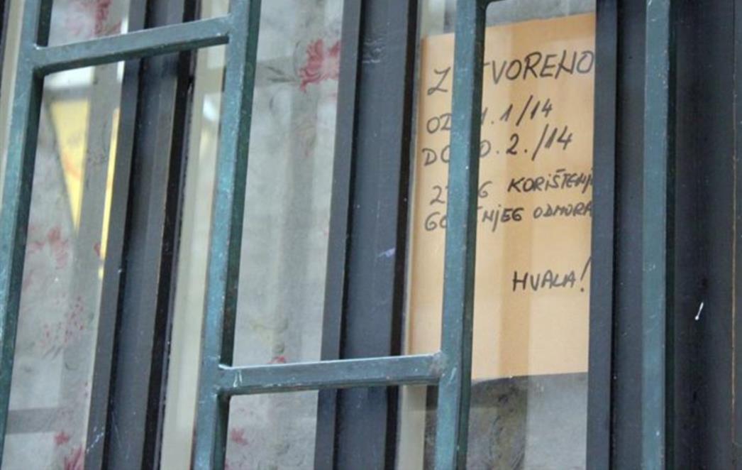 SVE ZATVORENO: Lakše osvojiti jackpot nego popiti kavu u Dubrovniku (FOTOGALERIJA)