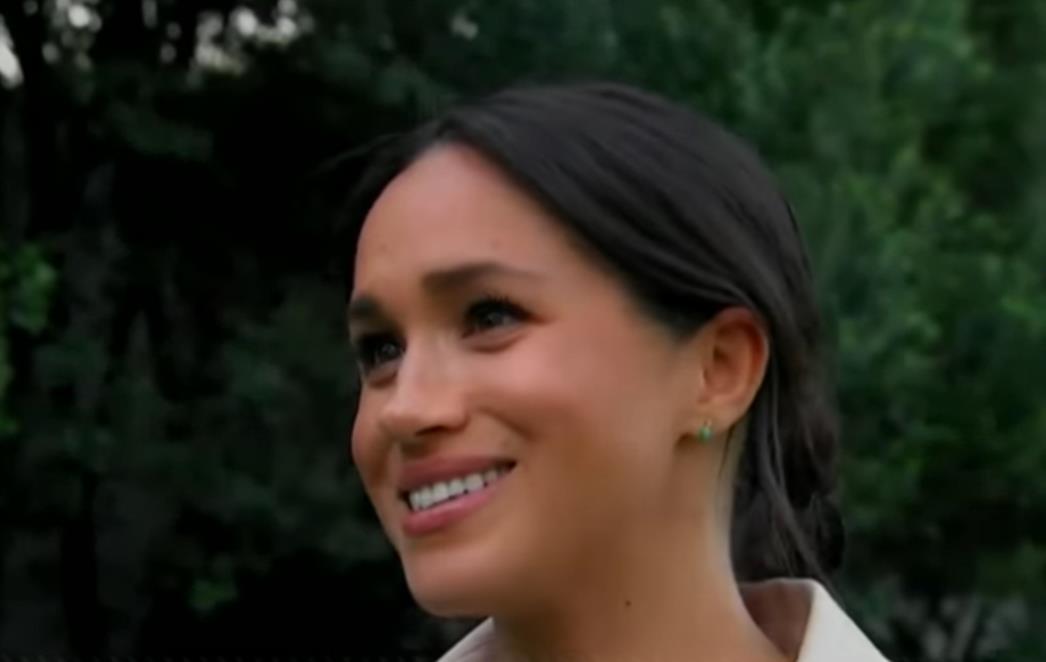 OTIŠLA U KANADU BEZ MUŽA Meghan Markle skinula vjenčani prsten