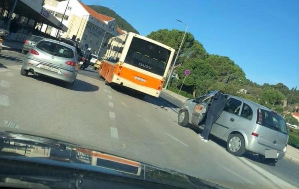LAKŠA NESREĆA U GRUŽU Nije bilo ozlijeđenih