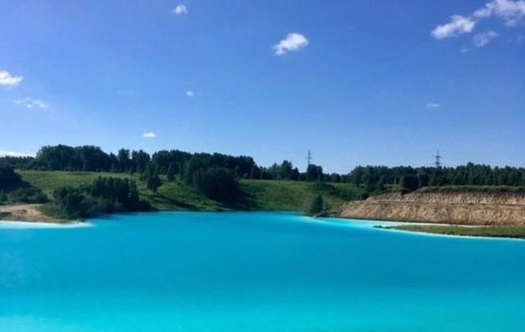 ATRAKCIJA NA INSTAGRAMU Tisuće se slikaju na jezeru smrti, ne znaju da je otrovno