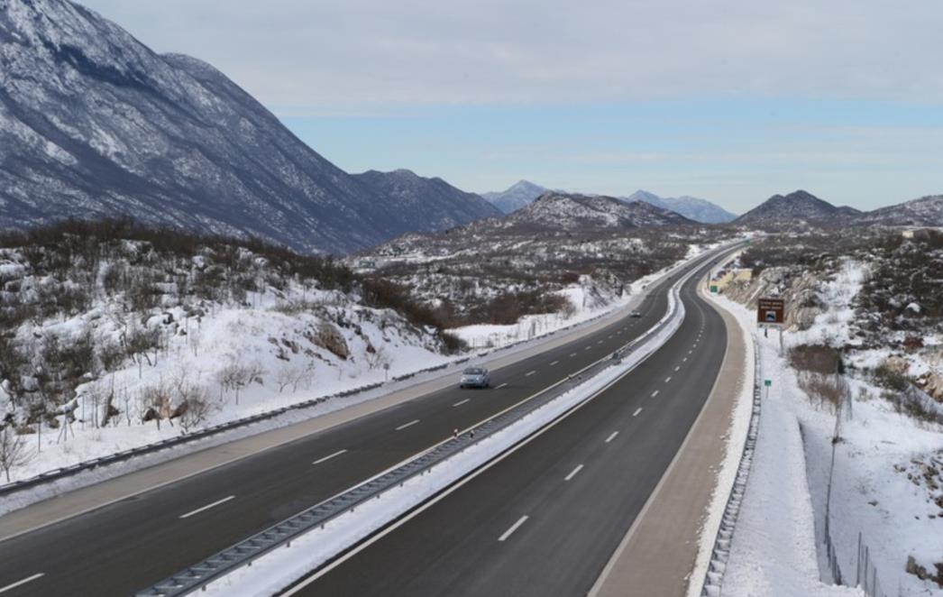 Detalji teške prometne nesreće na autocesti A1: Poginula 15-godišnjakinja, liječnici se bore za život njene petogodišnje sestre