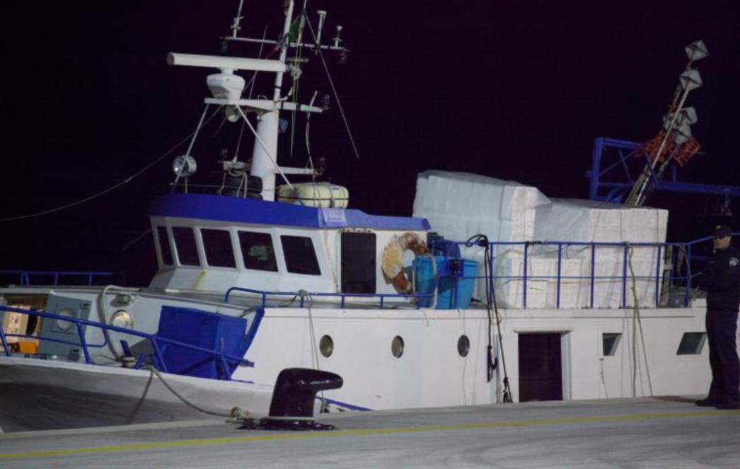 Zaplijenjena talijanska kočarica pod nadzorom policije (FOTO)