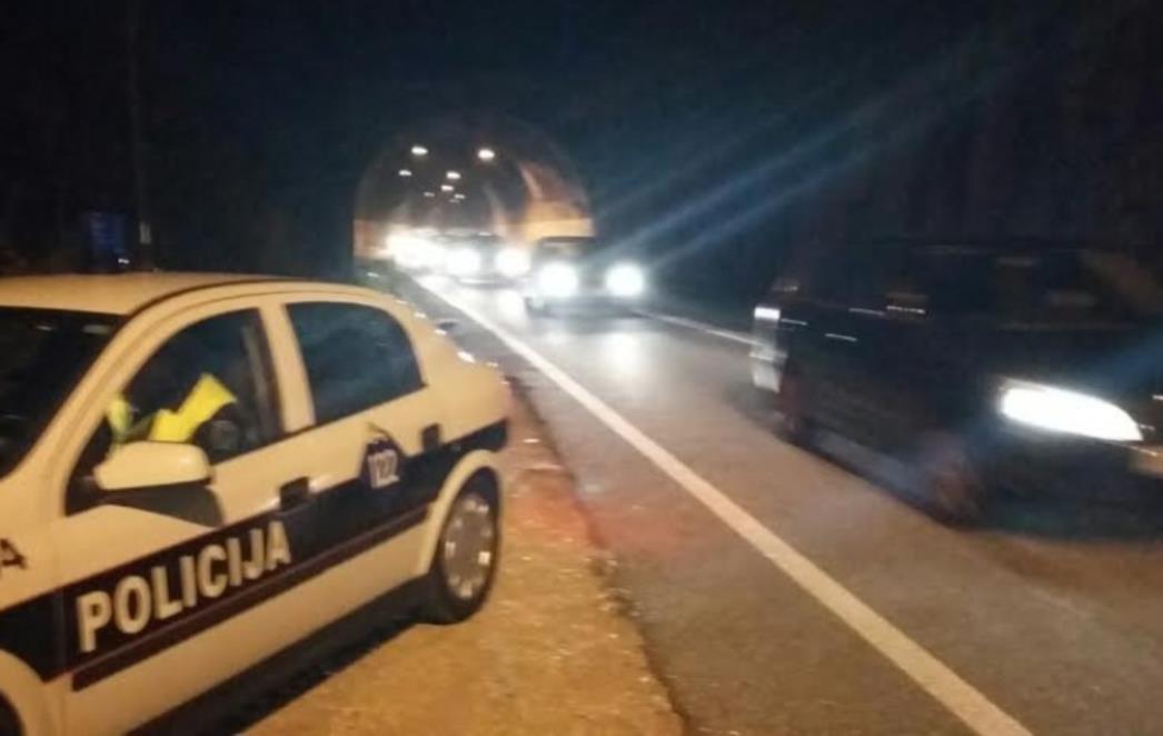 TERORISTIČKI NAPAD U MOSTARU: Bomba eksplodirala u tunelu, general Jeleč preživio atentat, napadač uhićen