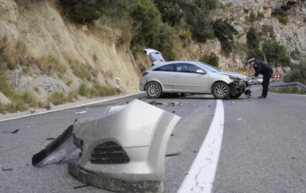 PROMETNA NESREĆA U BLIZINI DUBROVNIKA: Kod skretanja za Bosanku sudarilo se pet automobila