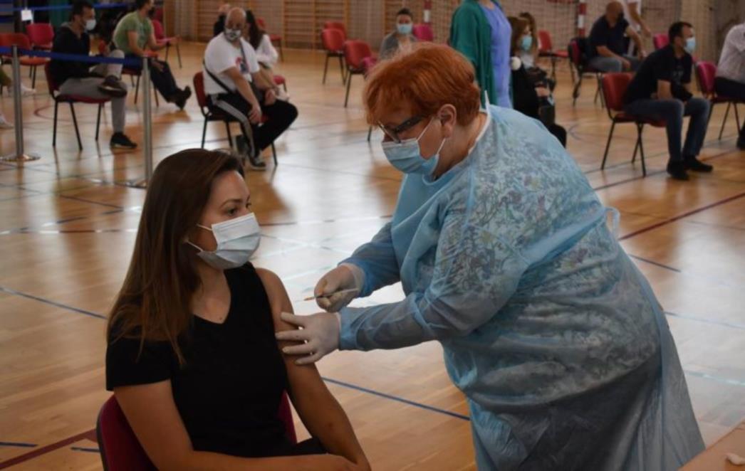 Pfizer i Moderna podigli cijenu cjepiva protiv covida-19 za EU